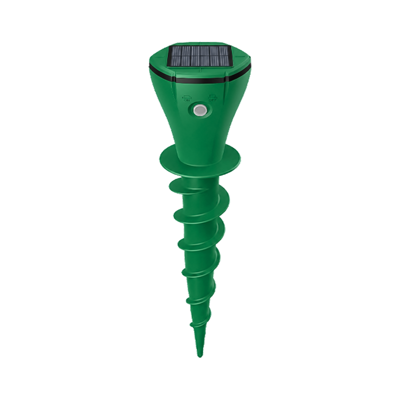 ☘️Solar Sonic Mole Repellent Stakes – Waterproof Ultrasonic Yard Pest Repeller (Offer)